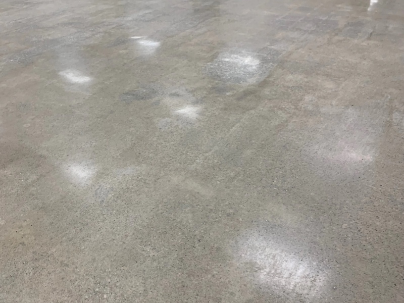 床の種類がパッドの摩耗率に与える影響